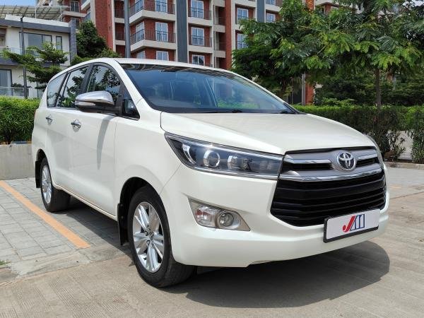 Innova crysta(MUV)